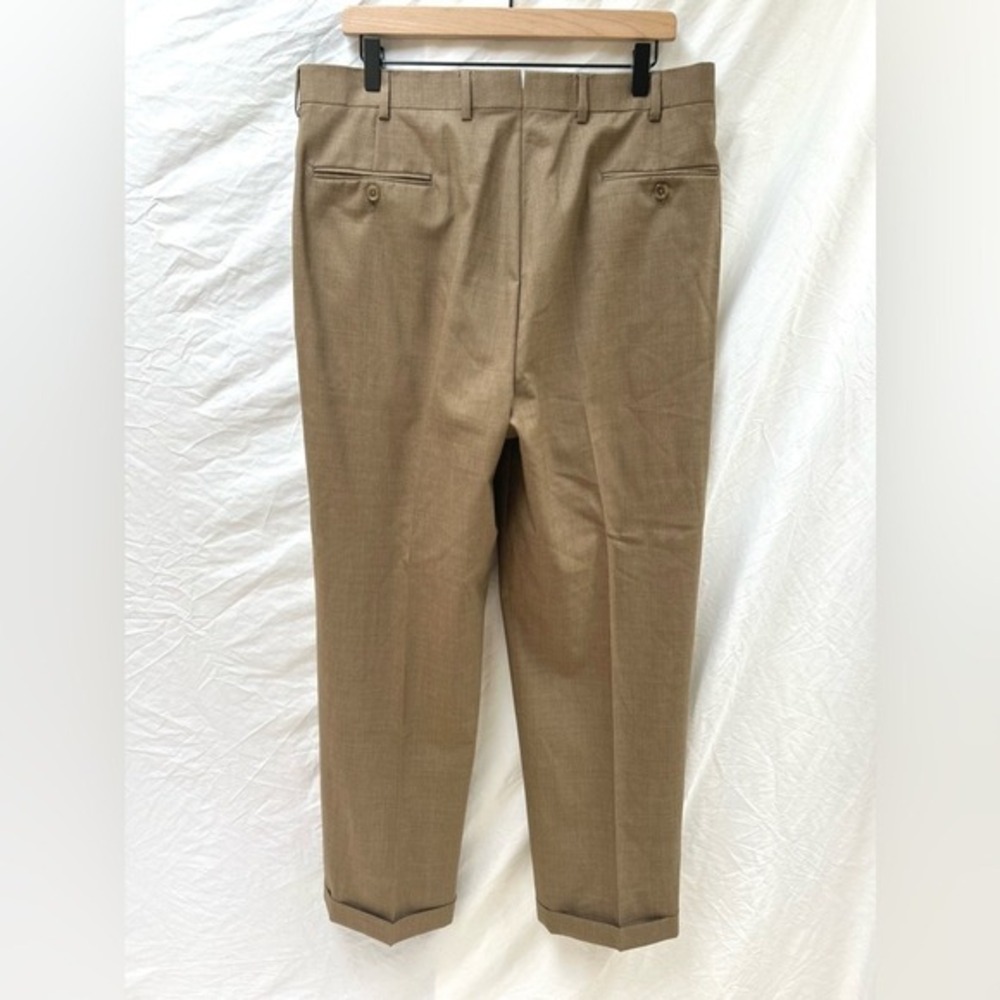 Brooks Brothers Saxon Dress Pants Mens Tan Pleated Wool Cuffed USA Size 37W - Picture 4 of 9